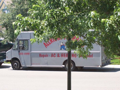suspicious-truck.png suspicious-truck.png